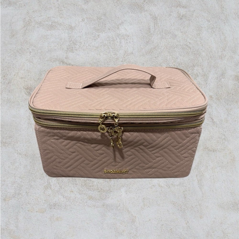 Chic Quilted Cosmetic Case in Blush
